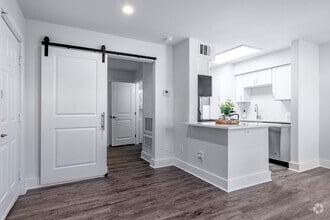 1BR, 1BA - 468SF - Living Room - Tides on Westcreek