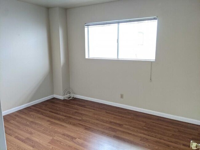 Foto del edificio - 1 bedroom in San Francisco CA 94118