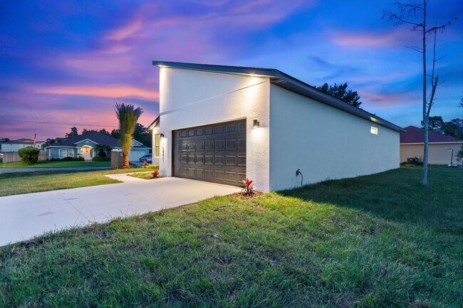 Foto del edificio - Deposit-Free! Modern, energy efficient hom...