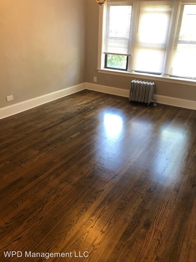 Foto del edificio - 8100 S Loomis Blvd