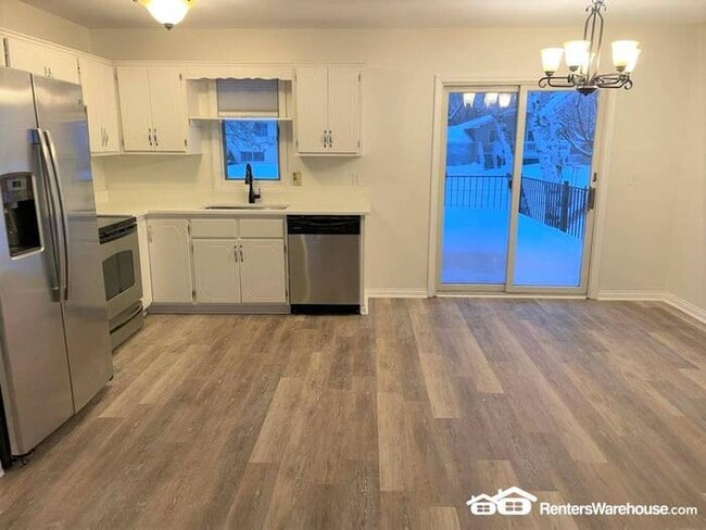 Building Photo - Available now is a newly remodeled 4 Bedroom 2 Bath Home in Savage