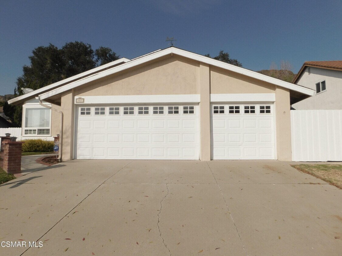 Foto principal - 467 Sundance St