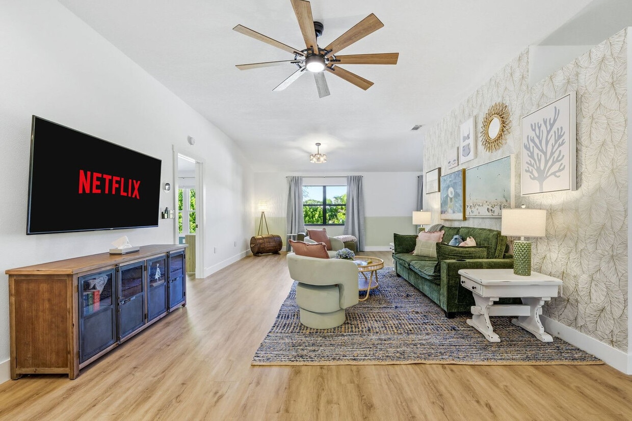 Foto principal - 6924 34th Ave W