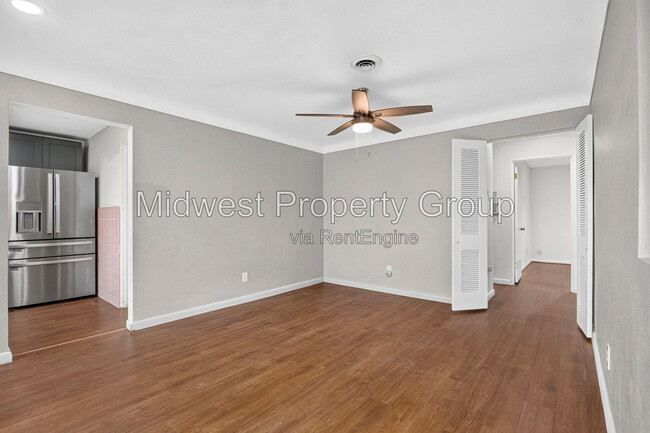 Building Photo - 2050 Goodale Ave