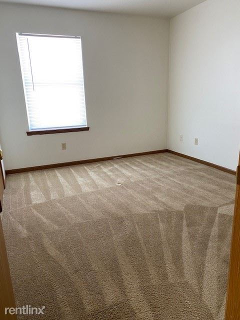 Building Photo - 2 br, 1 bath Duplex - 405 N State St  Villa