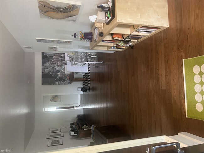 Foto del edificio - 3 br, 2 bath House - 660 Rhodes Dr