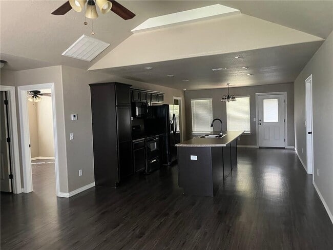 Building Photo - 3233 Cherry Knoll Cir