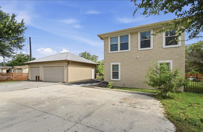 Foto del edificio - 330 Howard Ln