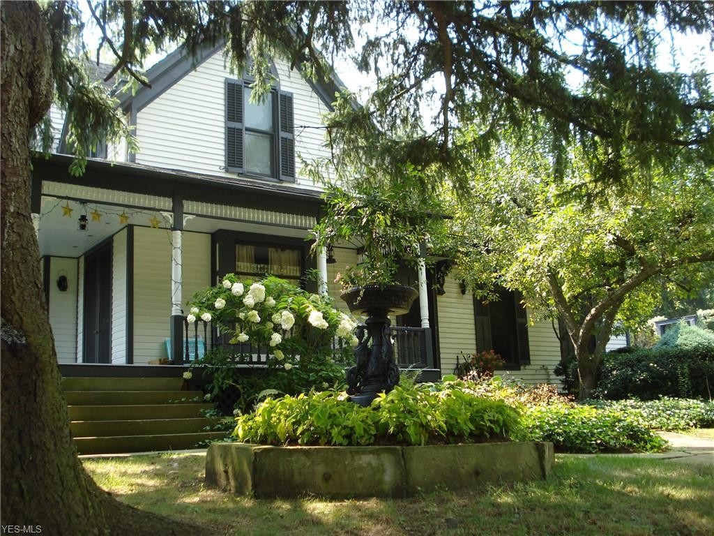 Foto principal - 1802 Main St