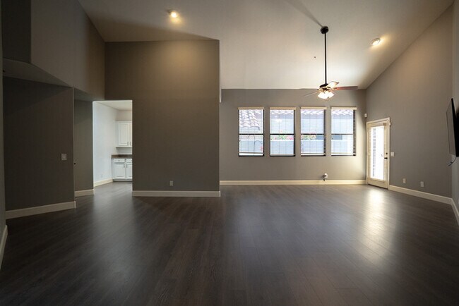 Foto del edificio - 23750 N 75th Pl