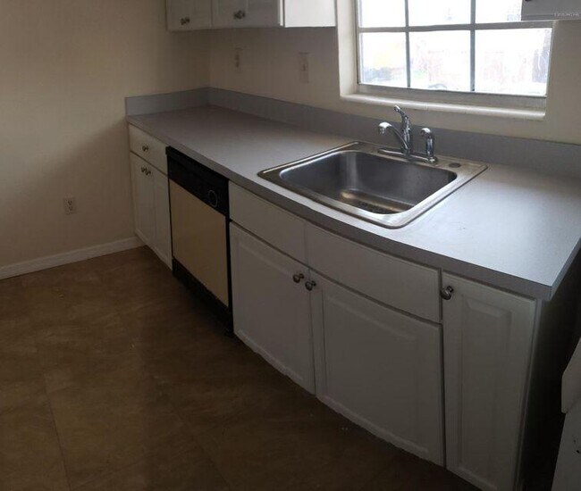 Foto del edificio - 258 Ulster Ln