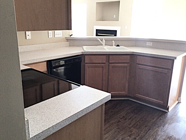 Foto del edificio - 5 Hessell Ct