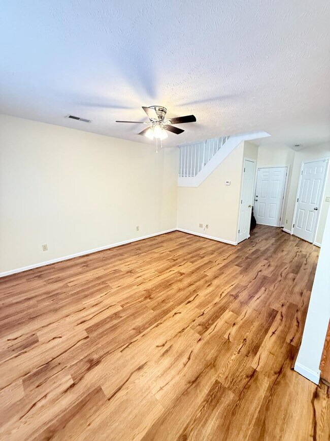 Foto del edificio - 1744 Kepley Rd