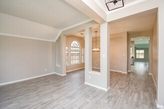 Building Photo - 23122 Beech Canyon Dr