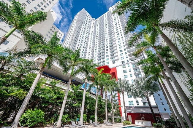 Foto del edificio - 133 NE 2nd Ave