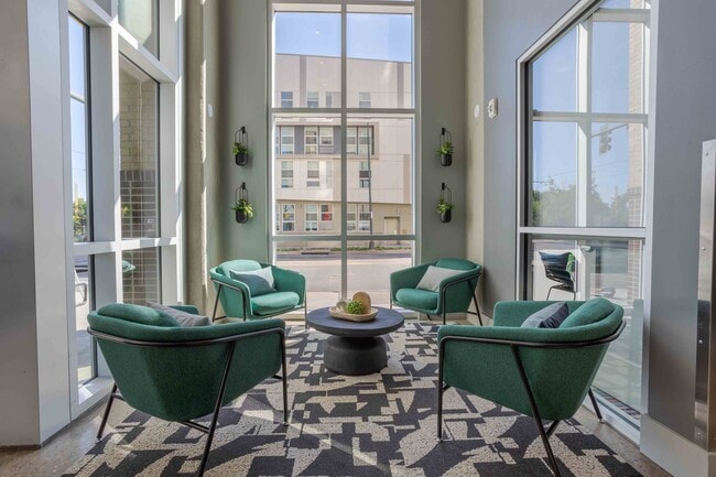 Building Photo - Arapahoe Square