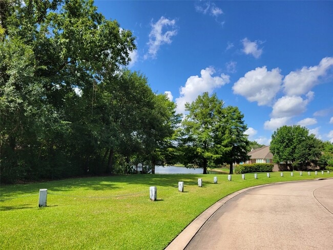 Building Photo - 1848 Nursery Rd