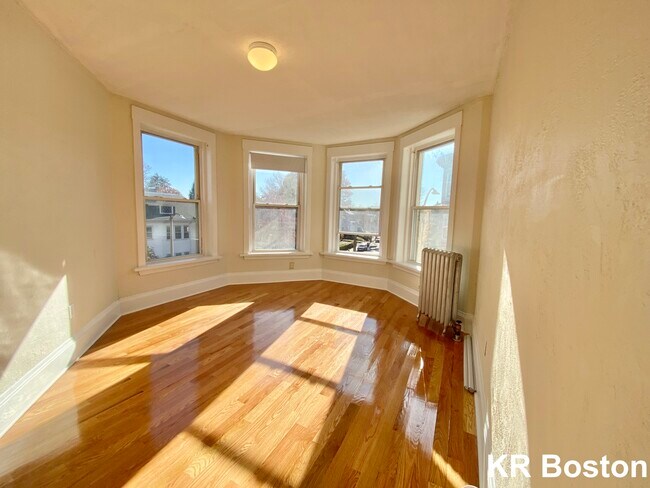 Building Photo - 92 Corey Rd