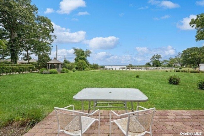 Foto del edificio - 5 Leafy Way