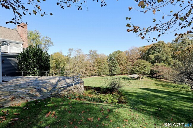 Foto del edificio - 36-40 Fox Run Rd