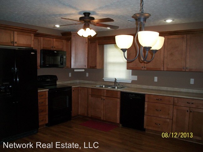 Building Photo - 3 br, 2 bath House - 103 Airport Road