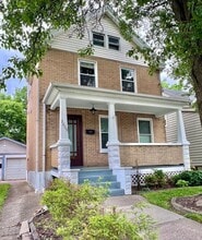 Building Photo - 2869 Markbreit Ave