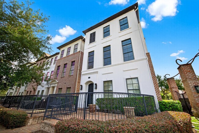 Foto del edificio - 9413 Fannin St