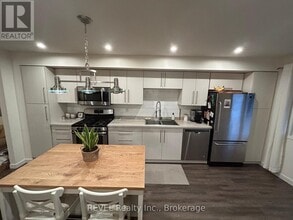 Building Photo - 5815-5815 Swayze Dr