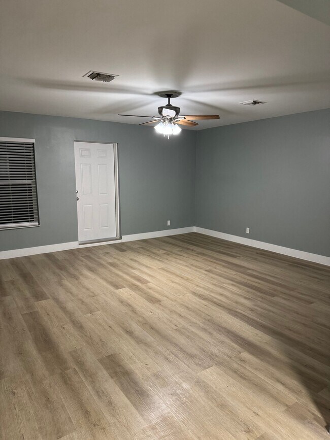 Foto del edificio - 4955 SW 91st Ave