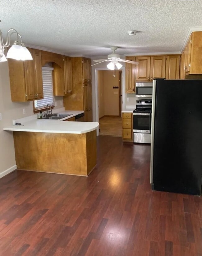 Foto del edificio - 324 Microwave Tower Rd