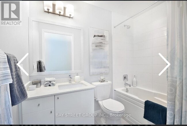 Photo du bâtiment - 3270 Sheppard Ave E