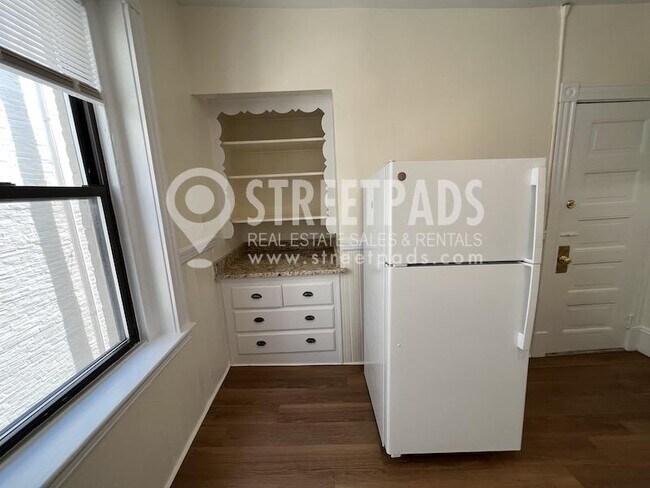 Foto del edificio - 2 bedroom in Cambridge MA 02139