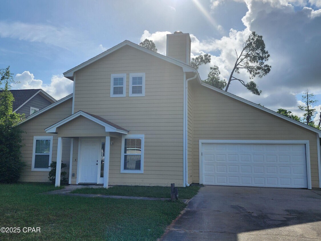 Foto principal - 2403 Kimberly Dr