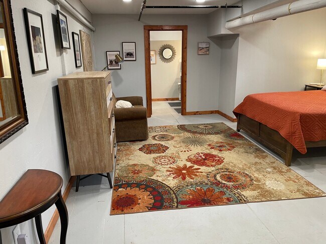 Foto del edificio - 418 W Callender St