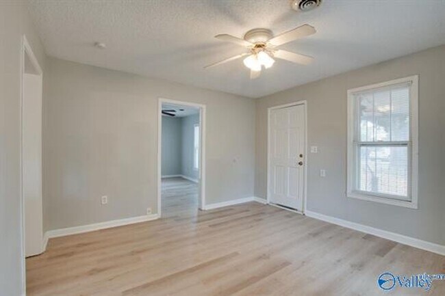 Foto del edificio - 2603 6th Ave SW