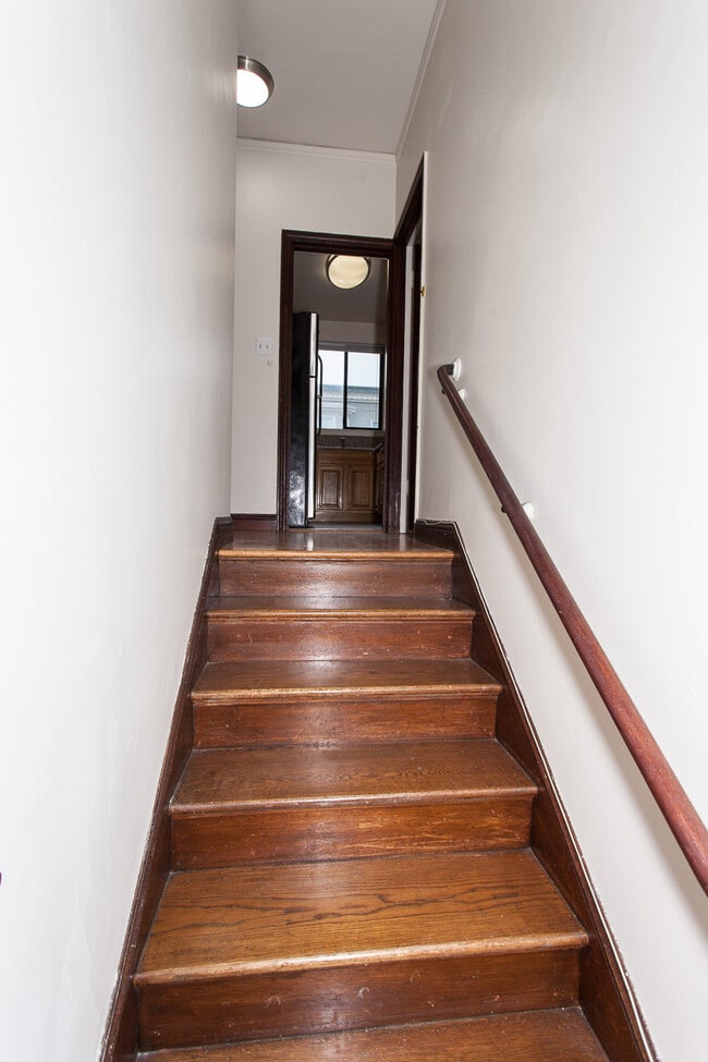 Stairways - 394 31st Ave