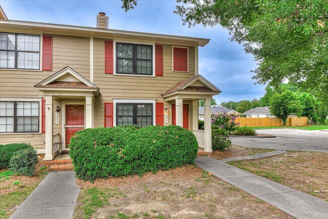 Building Photo - 208 W Buena Vista Ave