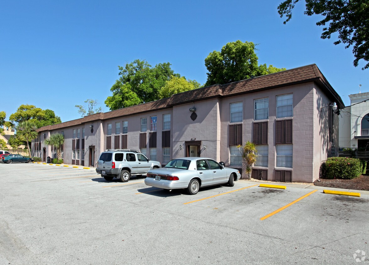 Primary Photo - Bay Run Apartments