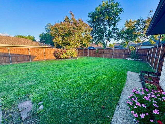 Foto del edificio - 1638 Juniper Ln