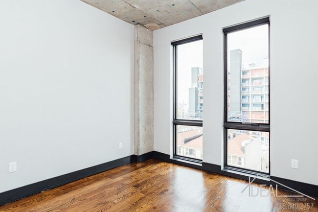 Building Photo - 405 Herkimer St
