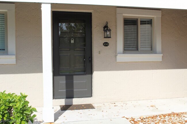 Foto del edificio - 16710 Partridge Place Rd