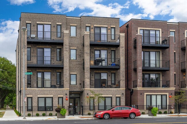Foto del edificio - 6035 W North Ave
