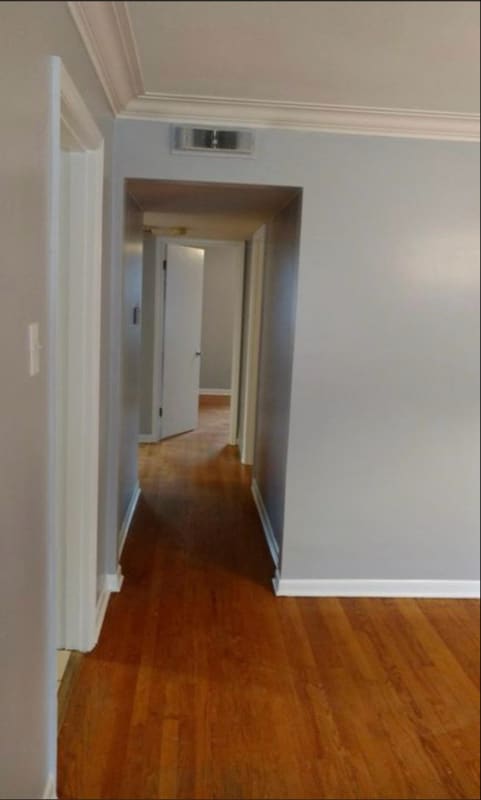 Building Photo - 1256 Moorlands Dr
