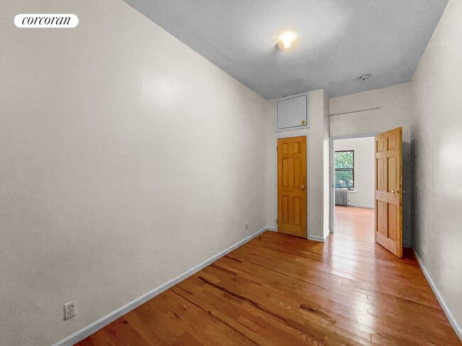 Building Photo - 1514 Dekalb Ave