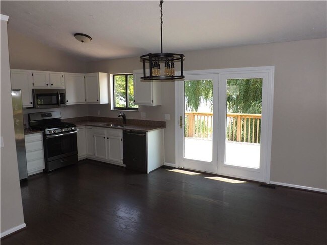 Building Photo - 969 Buckhorn Dr