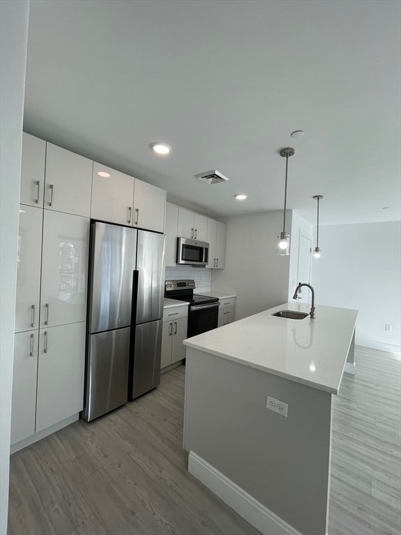 Building Photo - 42 N Beacon St