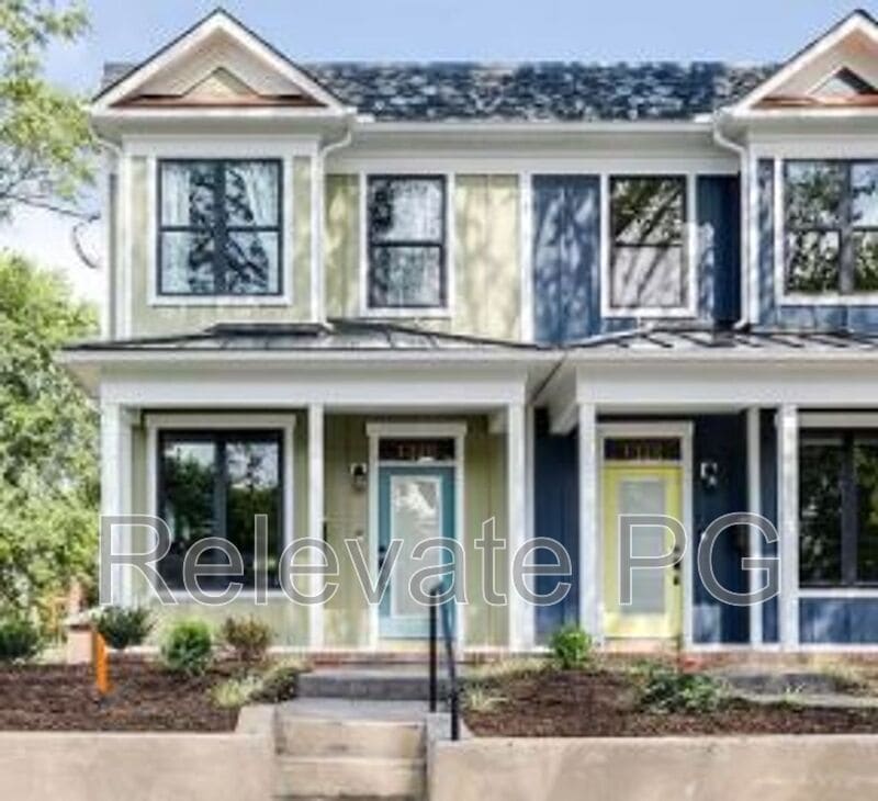 Primary Photo - 1320 N 32nd St