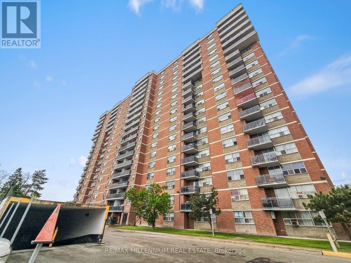 Photo principale - 2645-2645 Kipling Ave
