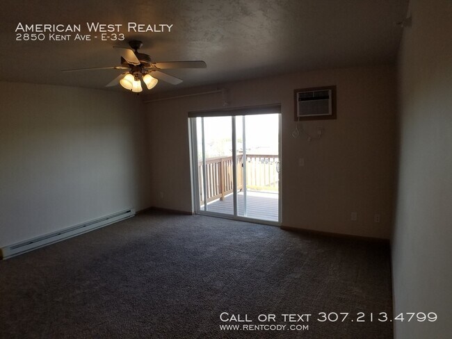 Foto del edificio - 2bed/2bath condo