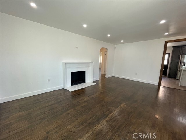Building Photo - 517 W Southgate Ave